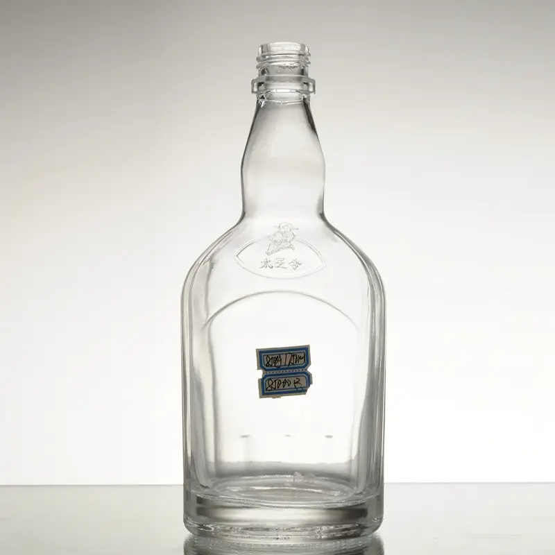 Unbreakable garrafas wisky luxo personalizado Vazio limpar whisky 500ml 700ml 750ml de vidro garrafa de uísque