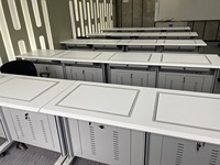 Salle de classe intelligente multimédia AV équipement table acier froid et bureau en bois pour étudiant mobilier