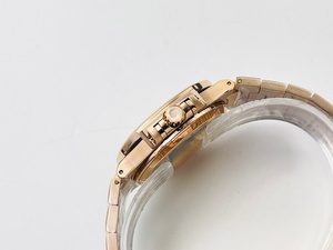 Reloj mecánico de cristal de zafiro de alta calidad - Logotipo personalizado OEM - Venta al por mayor de fábrica - Reloj mecánico automático de lujo - Product Image 3