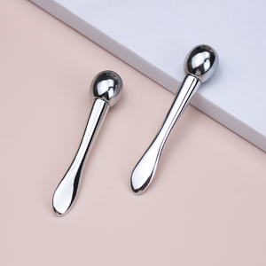 Outils cosmétiques, rouleau de massage pour les yeux de 5,8 cm, bâtonnet pour crème pour le visage, sérum, spatule pour soins de la peau, perles en métal, cuillère à <span class=keywords><strong>maquillage</strong></span> - Product Image 5