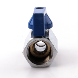 Mini-vanne à boisseau sphérique en acier inoxydable 1/2 po avec poignée bleue pour le contrôle du débit d'eau, usage industriel - Product Image 3