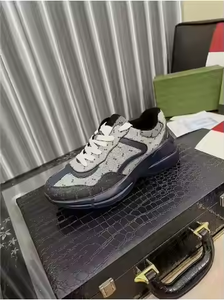 รองเท้าผ้าใบแฟชั่นดีไซน์เนอร์คุณภาพสูงสำหรับผู้ชายและผู้หญิง รองเท้าลำลอง รองเท้าวิ่ง รองเท้ากีฬา รองเท้าเดินสไตล์หรูหรา ขายส่งจากโรงงาน - Product Image 6