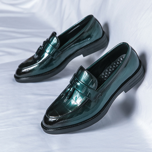 Chaussures habillées en cuir verni à bout pointu hommes confortables décontracté vert glands mocassins chaussures classique formel <span class=keywords><strong>mariage</strong></span> sans lacet - Product Image 5