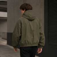 Veste pour homme avec logo personnalisé, en nylon, à capuche, fermeture éclair, poches à fermeture éclair angulaires, ourlet élastique, légère, décontractée, pour les voyages et les activités de plein air