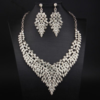 Conjunto de Collar y Pendientes de Estilo Lujoso y Espléndido de la Fábrica de Joyería de Yiwu, Adorno para Vestido de Mujer para Cena