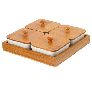 Bandeja de Cerámica para Servir Aperitivos con 4 Compartimentos, Plato de Postre Estilo Japonés, Plato para Condimentos y Aperitivos con Tapa de Bambú para Alimentos - Product Image 1