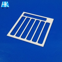 Entretoise de grille en céramique d'alumine Al2O3 à 96% 99% découpée au laser sur mesure, à fentes, pour module de barre omnibus de batterie de véhicule électrique