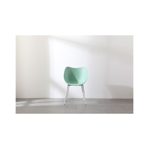 New Design Living Room Furniture Cafe Dining Room Pp Plastic Chair With Armrests