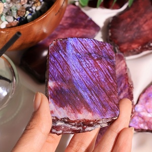 Venta al por mayor de losas de cristal de piedra lunar roja pulida de alta calidad, especímenes de cristal con destellos para sanación y decoración del hogar - Product Image 2
