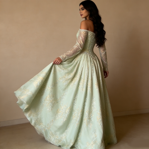 Vestidos de Mujer Verde Menta Claro, Hombros Descubiertos, Escote Corazón, <span class=keywords><strong>Manga</strong></span> Larga Transparente, Bordado Dorado, <span class=keywords><strong>Vestido</strong></span> de Gala Elegante - Product Image 2