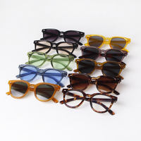 22786 Nouvelles Lunettes de Soleil Rétro d'Été, Protection Solaire, Style Personnalisé, Vente en Gros, Lunettes de Soleil pour Hommes et Femmes, Haute Qualité