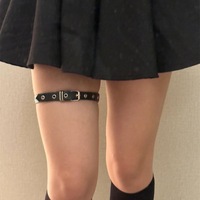 Nouvelle chaîne de jambe en cuir style punk sombre gothique lolita avec boucle à ardillon, chaîne de cuisse sexy, bracelet de jambe en kevlar pour jupes courtes pour femmes