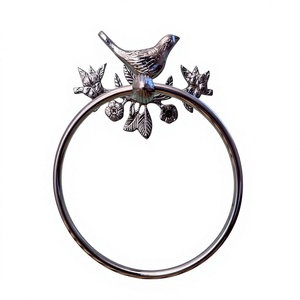 Porte-serviette mural vintage en métal, design oiseau argenté, décoration intérieure moderne, nickelé - Product Image 1
