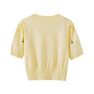 Top de Punto para Mujer, Manga Corta, Cuello Redondo, Bordado, Calado, Ajustado, Transpirable, Verano 2025 - Product Image 5