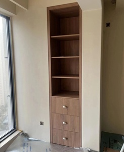 Armoire de rangement pour balcon sur mesure, combinaison de portes et de tiroirs, design pleine hauteur, idéale pour les petits espaces - Product Image 2