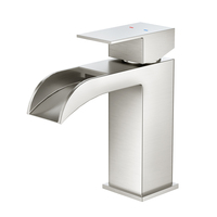 Robinet de lavabo moderne en céramique avec mitigeur chaud/froid, design cascade, monocommande, blanc