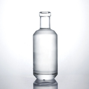 OEM glassato a spruzzo stampa di marchio 75cl 1L 1000ml 700ml rum gin tequila vuota <span class=keywords><strong>vodka</strong></span> 750ml oslo custom di vetro di bottiglie di liquore - Product Image 3