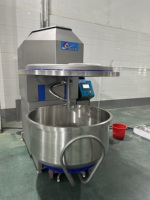 Machine de découpe ultrasonique haute fréquence contrôlée par PLC pour gâteaux au fromage, pain, snacks, produits laitiers et boulangerie