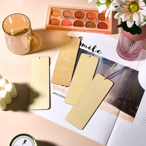 Chine vente 50 pièces signet <span class=keywords><strong>en</strong></span> <span class=keywords><strong>bois</strong></span> inachevé avec 50 pièces glands colorés signets vierges ornement arc - Product Image 4