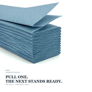 Serviette de toilette pliée en M bleue, 1 pli, en pâte de bois vierge, absorbante, personnalisable - Product Image 3