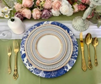 Assiettes de présentation rondes réutilisables en plastique de 13 pouces, style classique, pour mariages et événements (plastique PP)