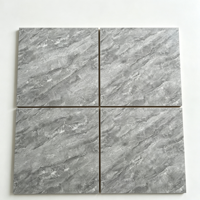 Carreaux de sol en porcelaine moderne antidérapants mats 400*400, antibactériens, à veinage aléatoire, pour cuisine, salle de bain, villa