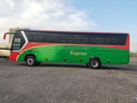 Autocar de luxe ZK6120D1 avec 65 sièges passagers, port de connexion USB et climatisation