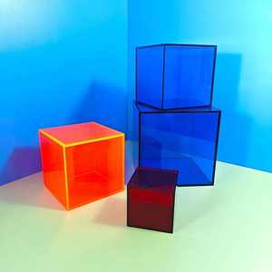 Caja de Acrílico Personalizada, Caja de Almacenamiento de Cinco Lados Colorida, Caja de Embalaje para Regalos, Caja de Almacenamiento con Tapa Abatible, Cubierta Protectora contra el Polvo - Product Image 4