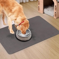 Wasserdichte Rutschfeste Silikon-Futtermatte Hitzebeständige Leicht zu Reinigende Hunde- und Katzen-Futter- und Wasserschale für Innen- und Autoreisen