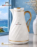Carafe isotherme romantique OEM 1,0 L rose pêche tourbillonnant avec couvercle en cristal et poignée fine en verre PP
