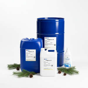 Nettoyant multi-usages en vrac pour sols, huile parfumée senteur pin, fournisseur de matières premières pour le nettoyage industriel - Product Image 1