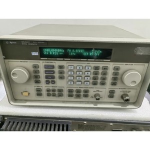 Générateur de signal 8648c 100 kHz - 3,2 GHz avec Opt 1ea, 1e5 - Product Image 1