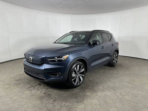 Volvo XC40 Recharge EAWD 4 portes SUV 2022, conduite à gauche, sièges en cuir, caméra de recul, occasion, vente à prix réduit - Product Image 2