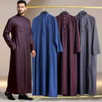 Nouvelles Robes Brodéées Vintage pour Hommes Multi-Saisons ODM Nouvelle Tenue Musulmane Masculine Abaya Dubaï Arabie Saoudite Moyen-Orient Prêt-à-porter XXL Hiver Été