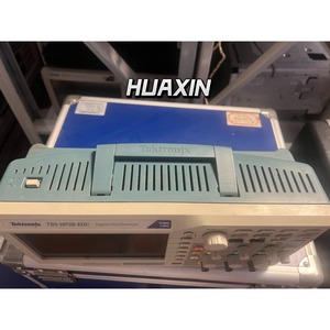 Osciloscopio digital de almacenamiento de 2 canales Tektronix TBS 1072B-EDU USADO hx - Product Image 2