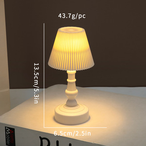 Petite veilleuse LED créative de style nordique <span class=keywords><strong>Mini</strong></span> lampe de table rétro en plastique ornement de bureau Cadeau d'anniversaire Bougies LED sans flamme - Product Image 5