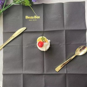 Serviettes en papier Airlaid 1 pli <span class=keywords><strong>WELLPAPER</strong></span> noires colorées avec estampage doré, paquet de 20 - Product Image 6