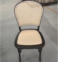 Chaise de salle à manger empilable en bois massif, artisanale, durable et luxueuse, modèle MC-II, pour usage hôtelier
