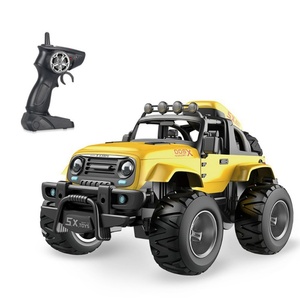 Véhicule tout-terrain télécommandé Weiteng 6509A 1/14, équipé de feux de voiture simulés, voiture télécommandée à quatre canaux - Product Image 3