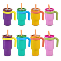 Gobelet isotherme pour enfants en acier inoxydable 14oz 17oz avec logo personnalisé, revêtement en poudre, tasse portable avec poignée et double couvercle.