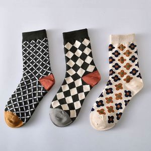 Mid-calf Cotton Flower <b>Socks</b> Crew Mid Tube <b>Socks</b> for Women Sweat Absorption Soft <b>Socks</b> - Product Image 3