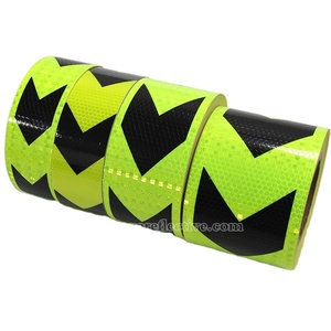 Cinta reflectante de seguridad retro reflectante verde y negra de PVC de 5 cm x 90 cm, 10 cm x 90 cm, adhesivo reflectante para camiones, calcomanía de seguridad para la carrocería de automóviles y vehículos. - Product Image 4