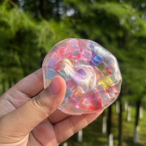 ลูกบอลบีบสีรุ้งทำมือจากญี่ปุ่น ทำจากมอลโทส เนื้อนุ่ม TPR บีบแล้วคืนตัวช้า ของเล่นบีบคลายเครียดสำหรับเด็ก - Product Image 5