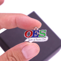Pendentif à breloques avec lettre grecque de la société étoile orientale, pendentif en or, strass multicolores