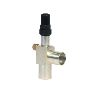 Liyongda Steel Angle Valve Stainless Steel Welded Connection For <b>Refrigeration</b> Ammonia Use - Product Image 1