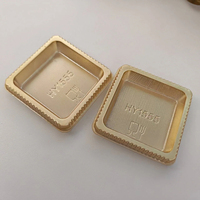 Base à gâteau carrée en plastique doré à bords ondulés, jetable, résistante à l'huile, pour mousse, pâtisserie, dessert, qualité alimentaire, pour boulangerie