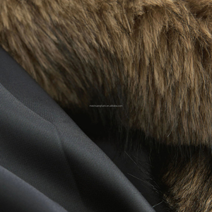 Veste en fausse fourrure personnalisée pour <span class=keywords><strong>femme</strong></span>, manteau d'hiver épais et duveteux, blouson court chaud, fabricant OEM - Product Image 4