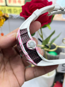Reloj Deportivo Mecánico Automático de Cerámica Blanca, Diseño Personalizado con Logotipo OEM, Resistente al Agua - Product Image 3