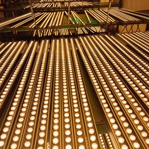 IP68 Slanke Buitenverlichting DC24V 2700K Architecturale Verlichtingsbesturing Led City Color Wash Light Led Wandwasserlicht voor Hotel YY-XQ2828 - Product Image 6