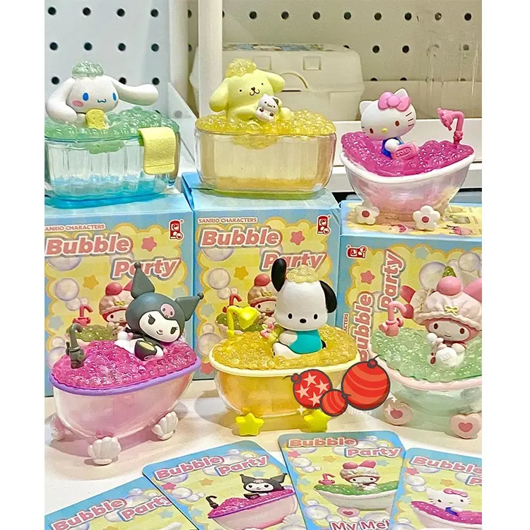 Venta al por mayor populares encantadores adornos de habitación Sanrio PVC juguete de plástico caja misteriosa figura baño de burbujas serie caja ciega de la suerte
